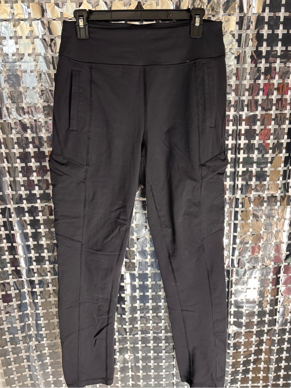Duluth Trading Co Black Cargo Active Leggings